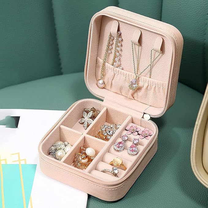 Jewellery Organiser PU Leather Zipper Portable Storage Box Case with Dividers Container for Rings, Earrings, Necklace Home Organizer (Style 1)
